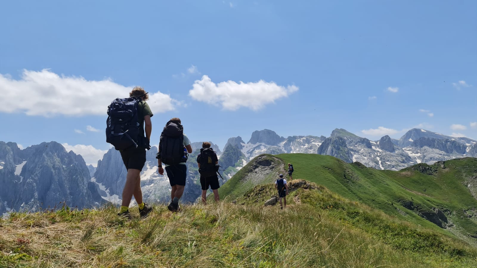 Prokletije, Pekas of Balkan, Hiking iin Montenegro